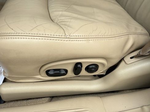 Used 2005 Buick Le Sabre Limited w/ Celebration Edition Package image 20