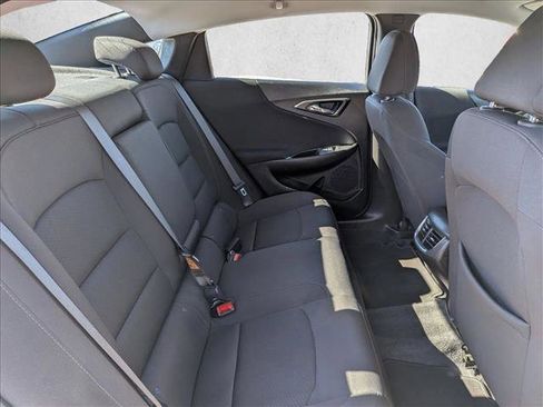 Used 2024 Chevrolet Malibu LT FWD image 19