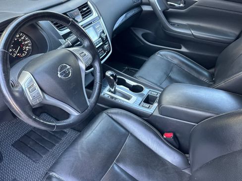 Used 2018 Nissan Altima 2.5 SL FWD image 14