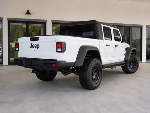 Used 2021 Jeep Gladiator Sport w/ Trailer Tow Package AWD/4WD image 2