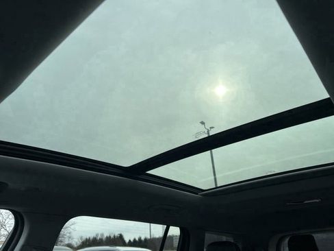 Used 2023 Jeep Grand Cherokee L Limited image 10