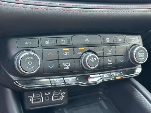 Used 2023 Dodge Durango R/T AWD/4WD image 29