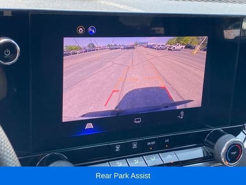 Certified 2024 Chevrolet Colorado Trail Boss w/ Advanced Trailering Package AWD/4WD image 11