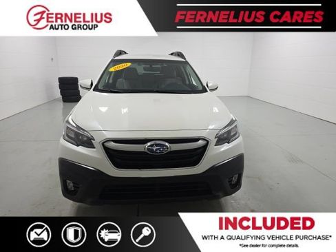 Used 2020 Subaru Outback Premium AWD/4WD image 2