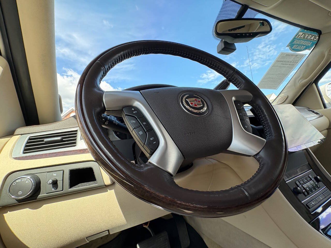 Used 2007 Cadillac Escalade EXT w/ Information Package AWD/4WD image 20
