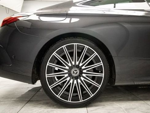 Used 2025 Mercedes-Benz CLE 300 4MATIC Coupe image 29