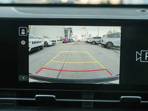 Used 2025 Hyundai Kona SEL FWD image 28