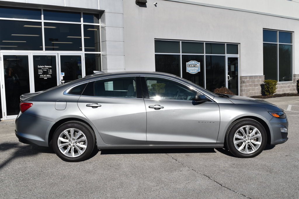 Used 2024 Chevrolet Malibu LT FWD image 2