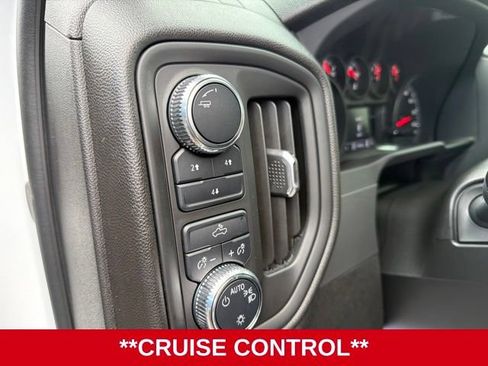 Used 2025 GMC Sierra 2500 Pro w/ Convenience Package AWD/4WD image 9
