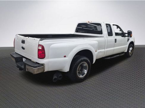 Used 2008 Ford F350 XLT image 4