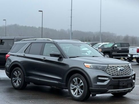 Certified 2020 Ford Explorer Platinum image 40