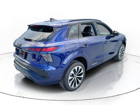 New 2026 Audi Q3 quattro 2.0T AWD/4WD image 4