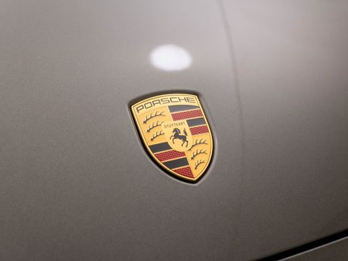 New 2025 Porsche Macan 4 Electric image 36