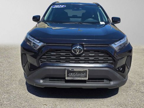 Used 2024 Toyota RAV4 XLE FWD image 8