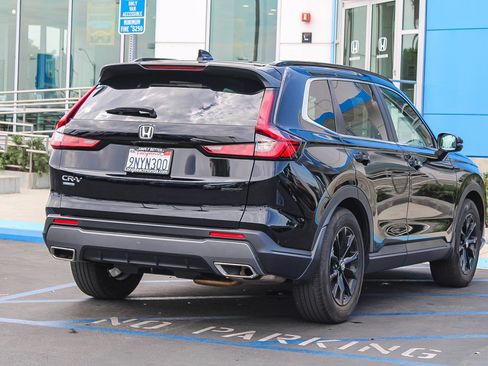 Used 2025 Honda CR-V Sport image 7