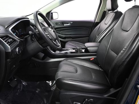 Used 2017 Ford Edge Titanium w/ Equipment Group 301A AWD/4WD image 13