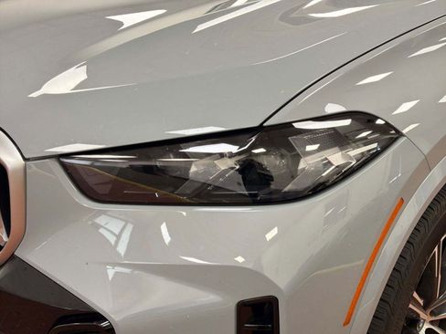 Used 2024 BMW X5 xDrive50e w/ M Sport Package image 11