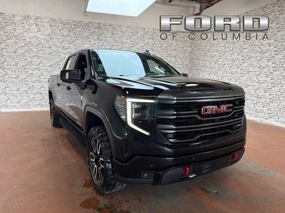 Used 2022 GMC Sierra 1500 AT4 w/ AT4 Premium Package