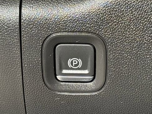 Used 2024 GMC Sierra 1500 Pro w/ Graphite Edition RWD image 20