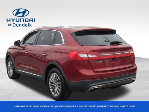 Used 2018 Lincoln MKX Select w/ Select Plus Package image 3