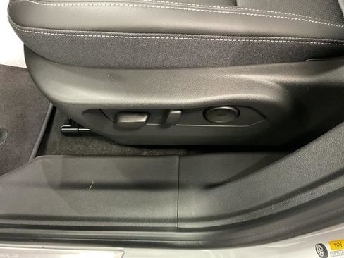 New 2026 Buick Envision Preferred image 13