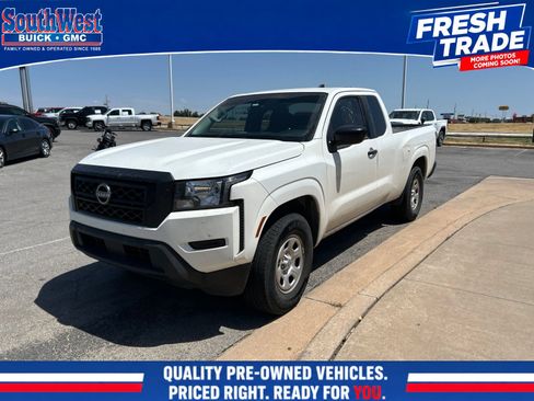 Used 2022 Nissan Frontier S RWD image 1