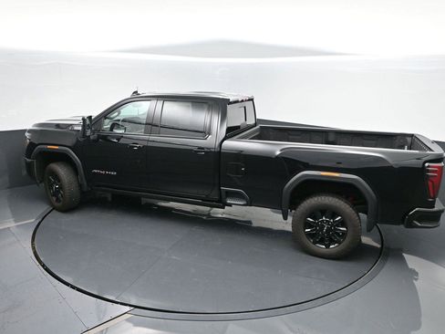 Used 2024 GMC Sierra 3500 AT4 w/ Technology Package image 42