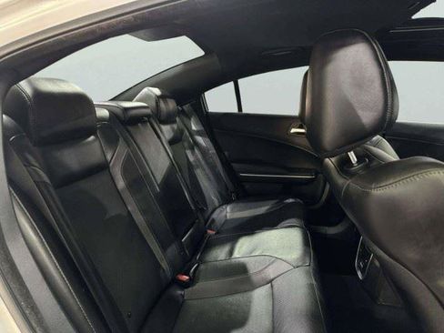 Used 2020 Dodge Charger SXT w/ Leather Interior Group RWD image 38