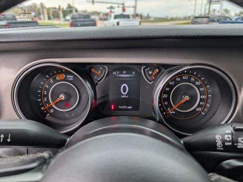 Used 2020 Jeep Wrangler Unlimited Sport S AWD/4WD image 23