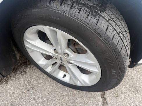 Used 2014 Ford Taurus SEL AWD/4WD image 34