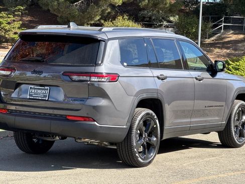New 2025 Jeep Grand Cherokee L Limited w/ Black Appearance Package image 3