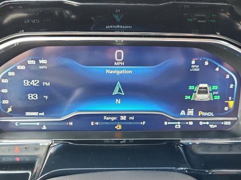 Used 2023 Chevrolet Silverado 1500 LT image 23