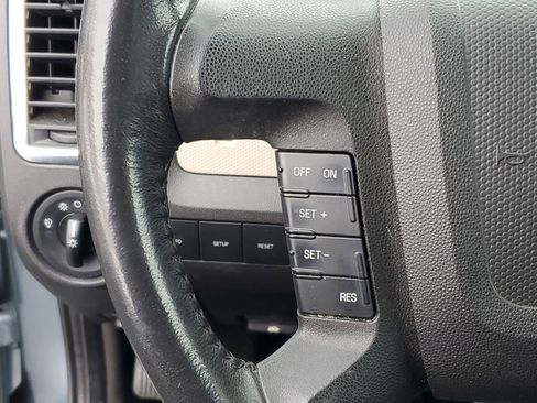 Used 2010 Mercury Mariner Premier image 13