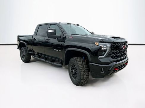 New 2026 Chevrolet Silverado 2500 ZR2 image 3