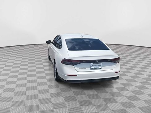 Certified 2023 Honda Accord LX image 7