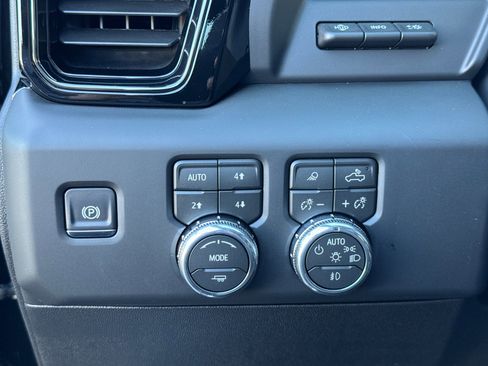 New 2026 GMC Sierra 2500 AT4X image 29