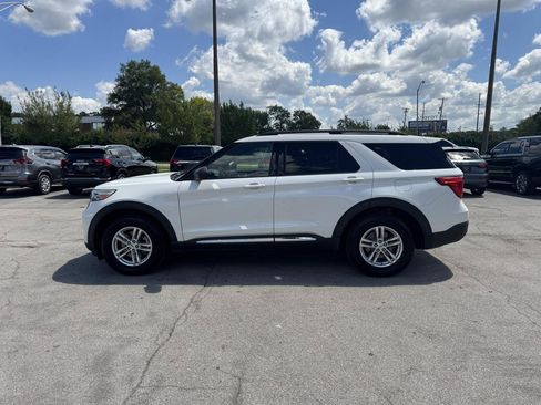 Used 2020 Ford Explorer XLT w/ Equipment Group 202A AWD/4WD image 6