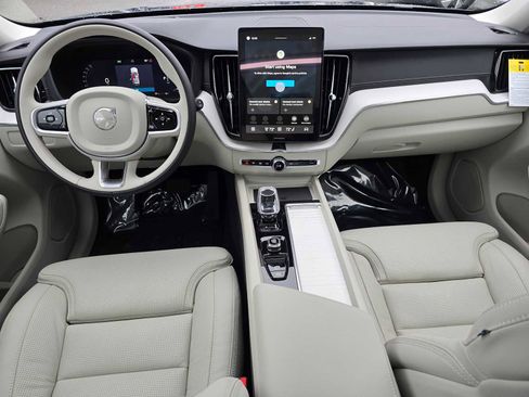 New 2026 Volvo XC60 B5 Ultra w/ Protection Package Premier image 18