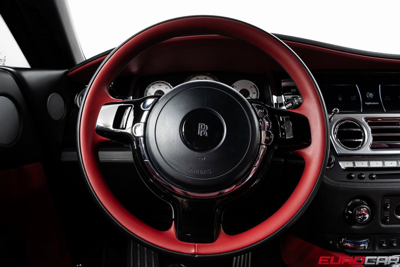 Used 2018 Rolls-Royce Wraith RWD image 21