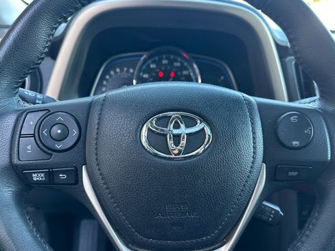 Used 2014 Toyota RAV4 Limited w/ Technology Package image 35