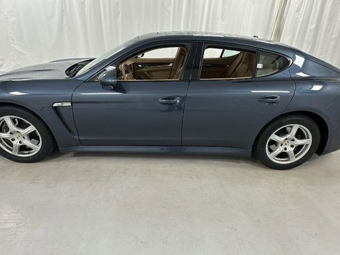 Used 2011 Porsche Panamera 4 image 6