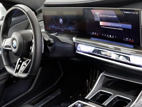 Certified 2023 BMW 760i xDrive AWD/4WD image 24