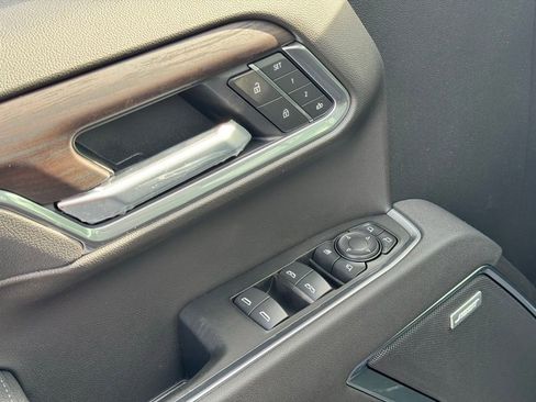 New 2026 GMC Sierra 1500 SLT w/ SLT Premium Plus Package image 19