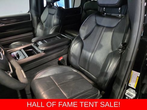 Used 2022 Jeep Wagoneer Series I AWD/4WD image 12