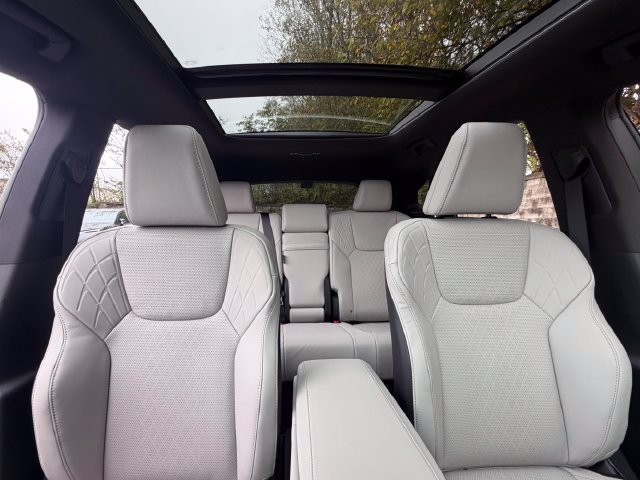 New 2026 Lexus RX 350 w/ Convenience Package AWD/4WD image 31