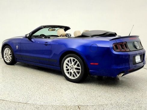 Used 2013 Ford Mustang Premium image 7
