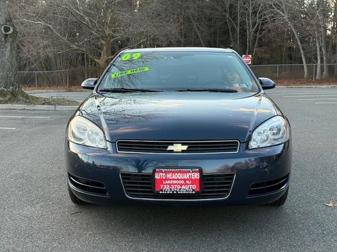 Used 2009 Chevrolet Impala LT w/ Luxury Edition Package image 2