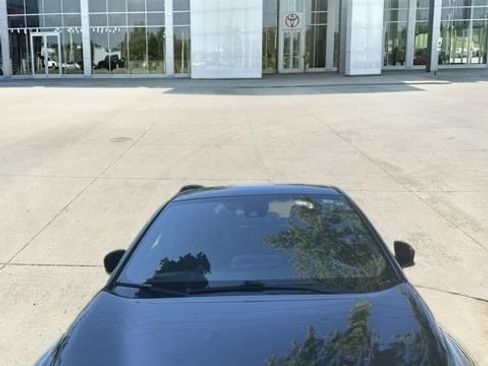 Used 2018 Toyota C-HR XLE FWD image 37