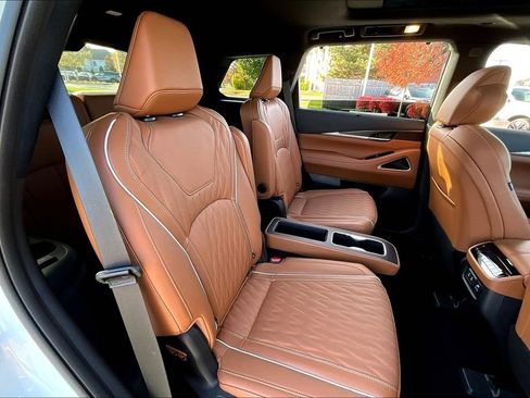 Certified 2026 INFINITI QX60 Autograph w/ Dark Cargo Package image 32