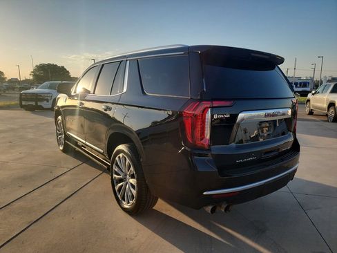 Used 2022 GMC Yukon Denali w/ Advanced Technology Package image 17